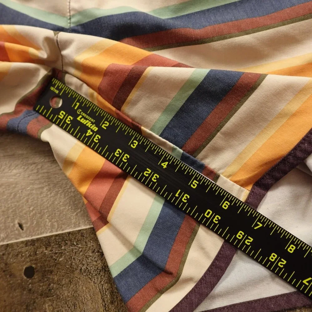 L.L.Bean All-Adventure‎ Swim Shorts Men’s Medium Multicolor Stripe 7” Inseam